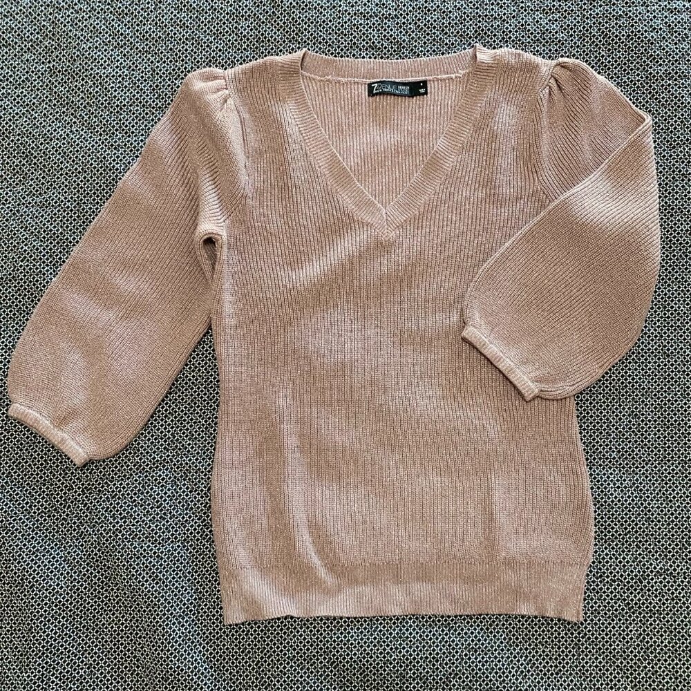 New York & Co. blush pink and silver V-neck sweater